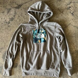 Gray North Face Hooded Sweatshirt Size S
